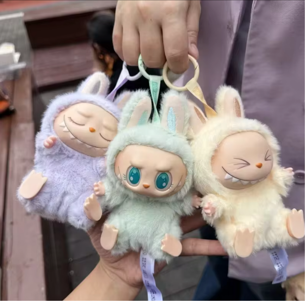 Labubu Puppe