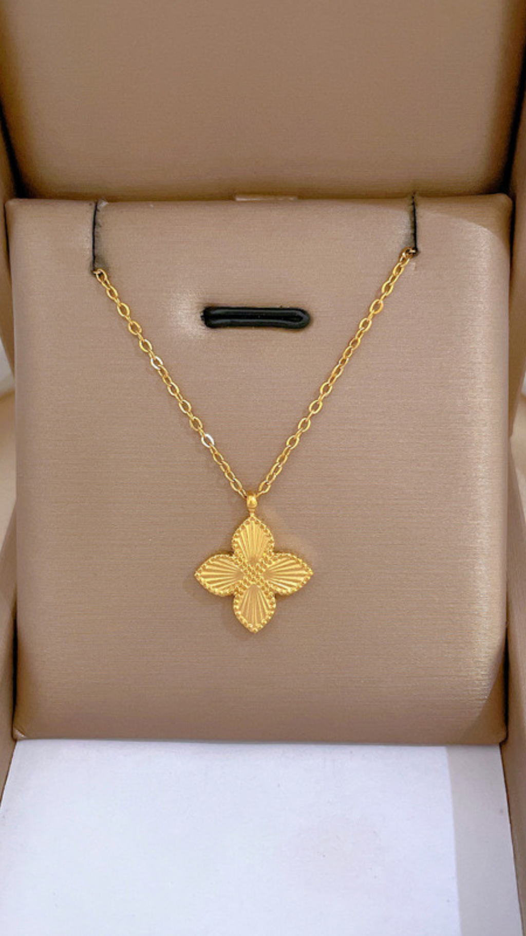 Leaf Kette Luxtale store