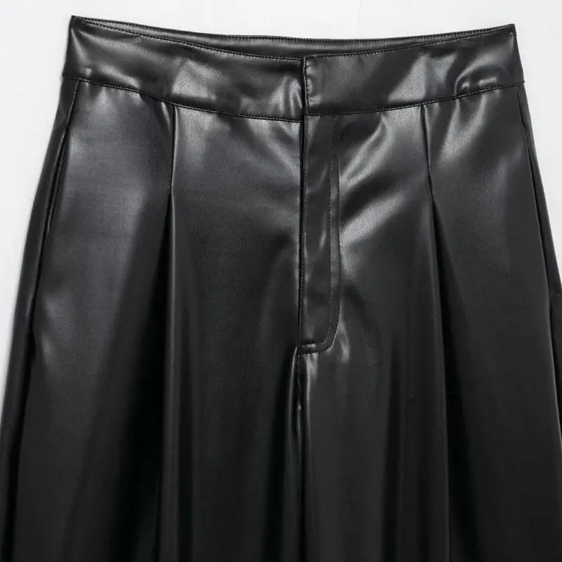 Vegane Lederhose